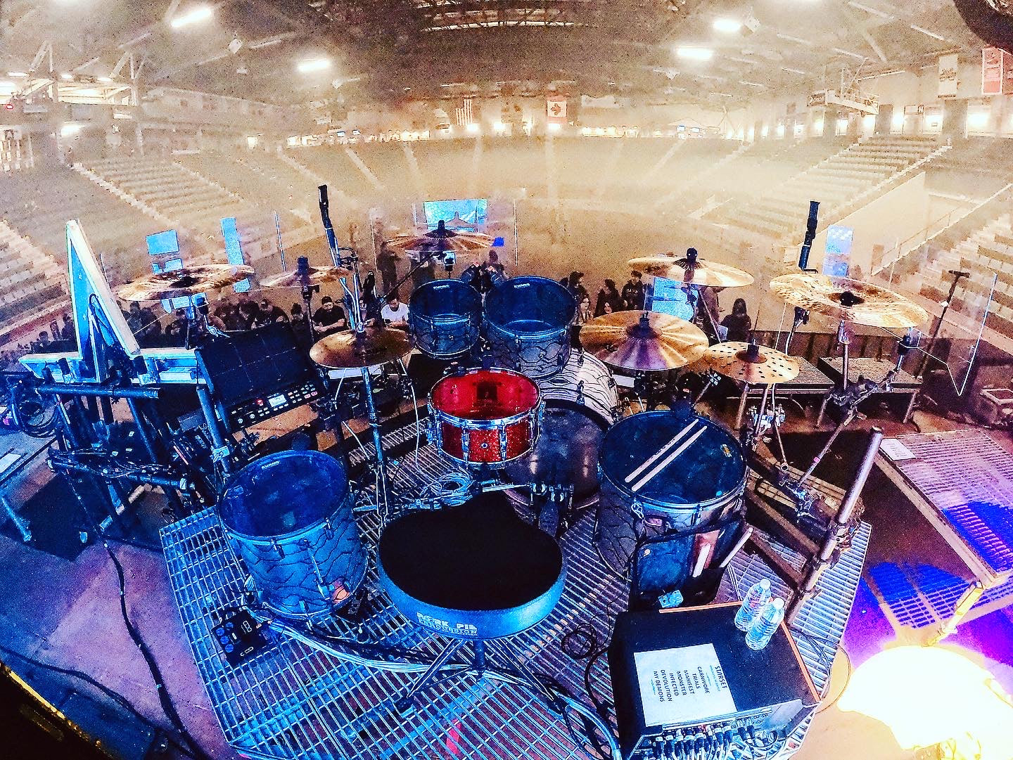 CUSTOM WRAPPED PEARL ROADSHOW JR DRUM SET!