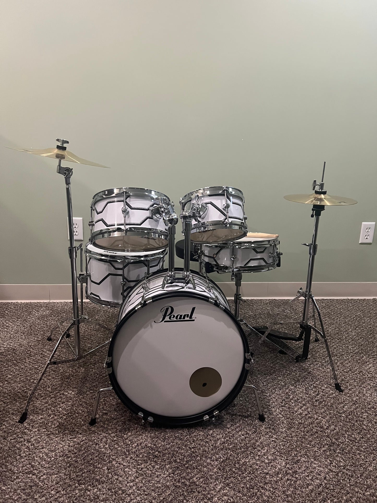 CUSTOM WRAPPED PEARL ROADSHOW JR DRUM SET!