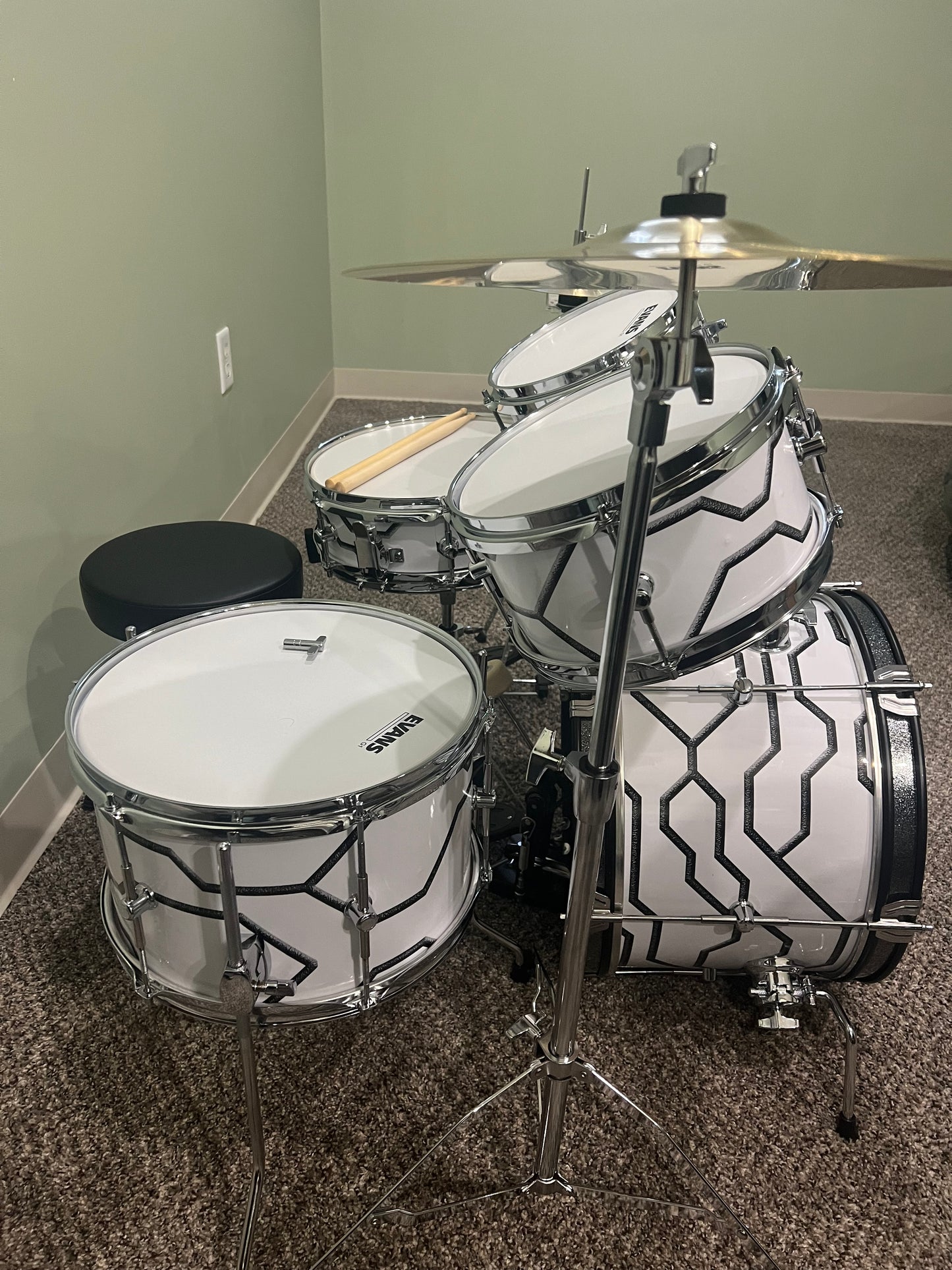 CUSTOM WRAPPED PEARL ROADSHOW JR DRUM SET!